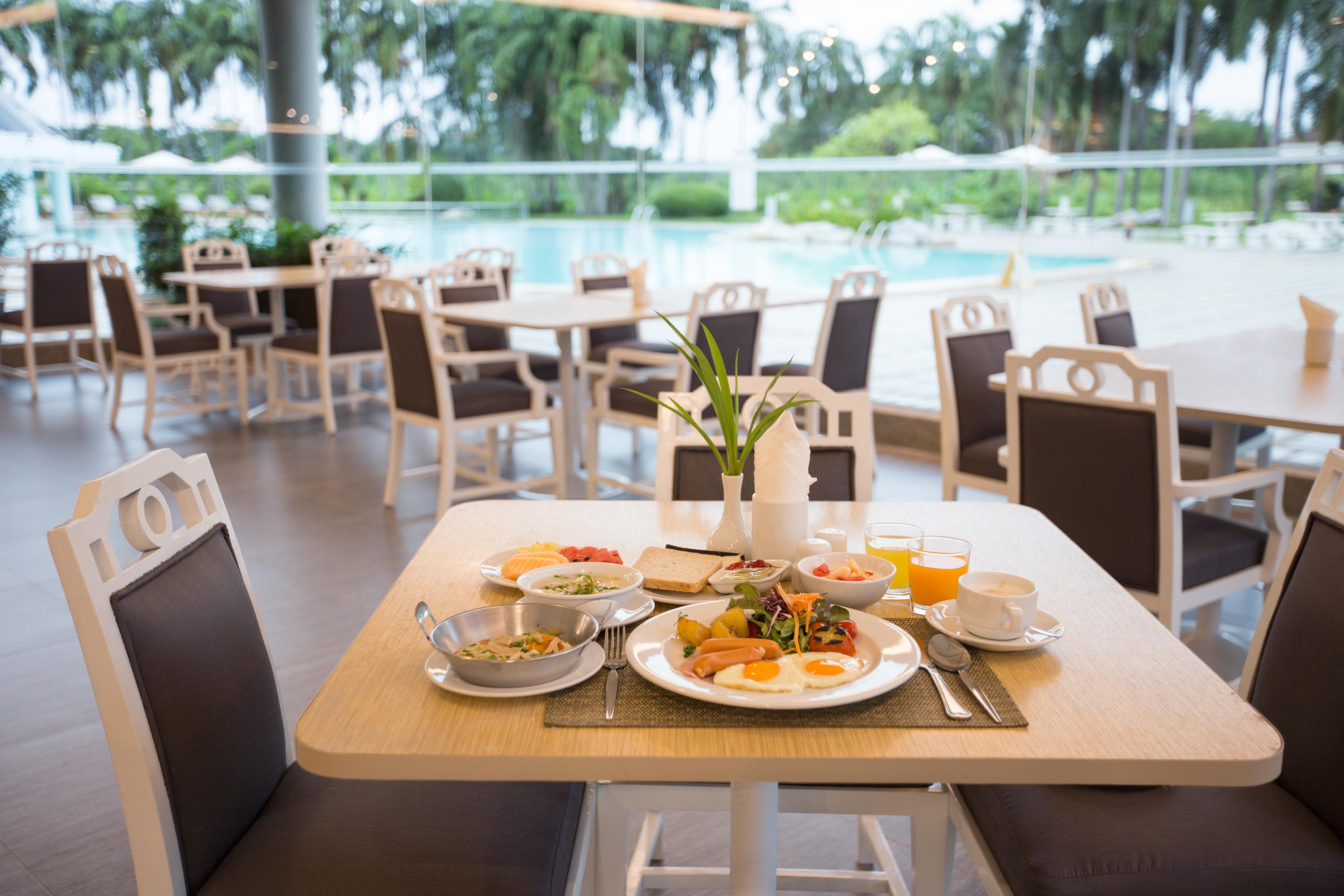 The Imperial Hotel & Convention Centre Phitsanulok Exterior photo